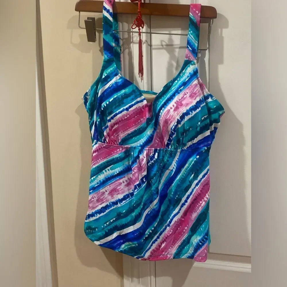 Kim Gravel x Swimsuits For All Scoop Neck Tankini Set w/ Bike Shorts